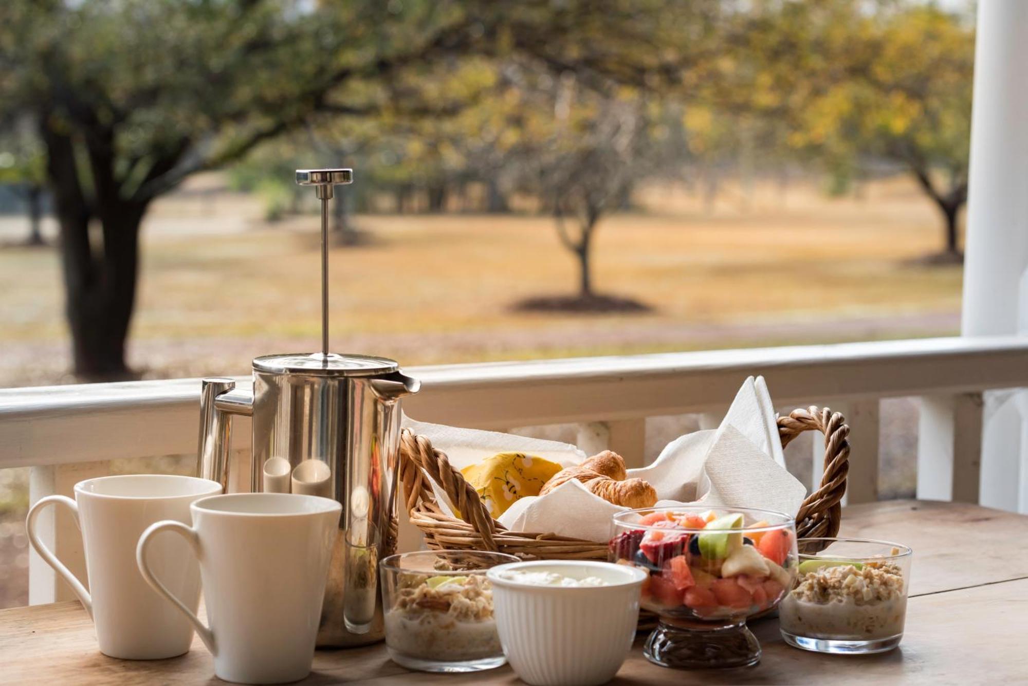 The Carriages Boutique Hotel And Vineyard Pokolbin Εξωτερικό φωτογραφία