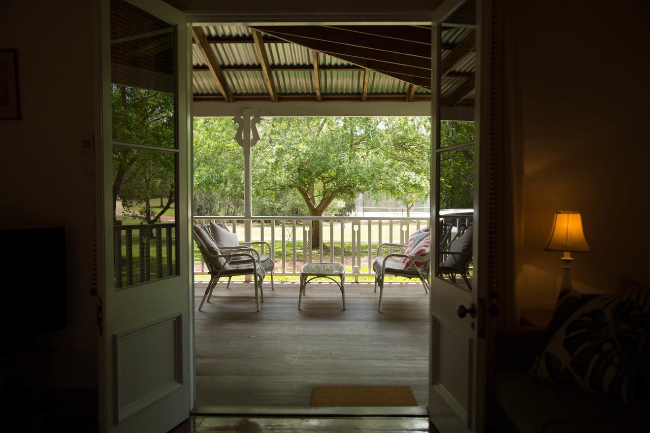 The Carriages Boutique Hotel And Vineyard Pokolbin Εξωτερικό φωτογραφία