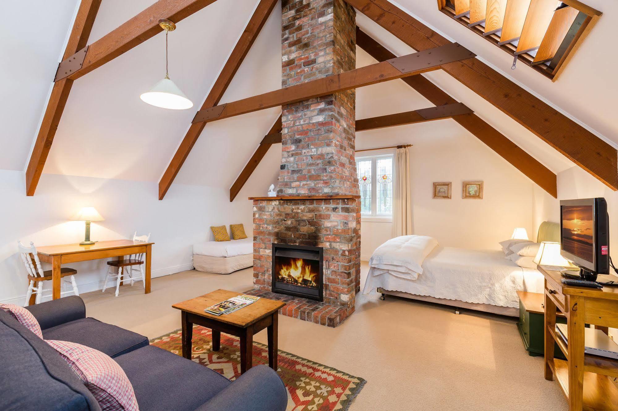 The Carriages Boutique Hotel And Vineyard Pokolbin Εξωτερικό φωτογραφία